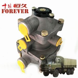 Trailer brake valve 3522N-010 Applicable to Dongfeng EQ2102 Parts 6x6 Left Hand Drive Off-road All Terrain Cargo Truck